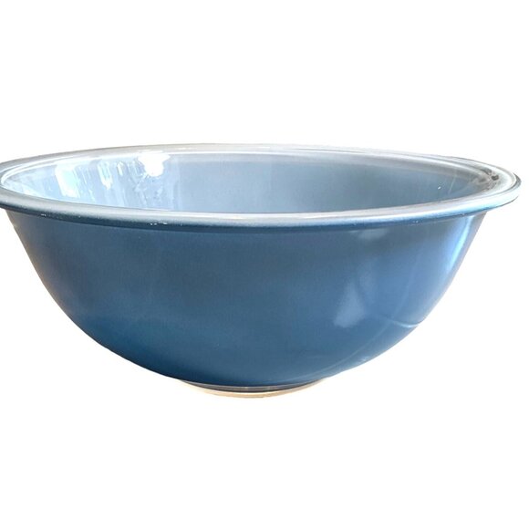 Pyrex 2.5L Moody Blues Mixing Serving Bowl Clear‎ Bottom Minor Imperfections - Picture 5 of 7
